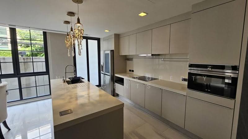 Quarter 31, Bangkok, 333 Soi Sukhumvit 31, Khlong Tan Nua, Watthana, Bangkok, 4 Bedrooms, 425 sqm, Townhouse For Sale, by BANGKOK PROPERTY AGENTS, 500510268 - DDproperty.com