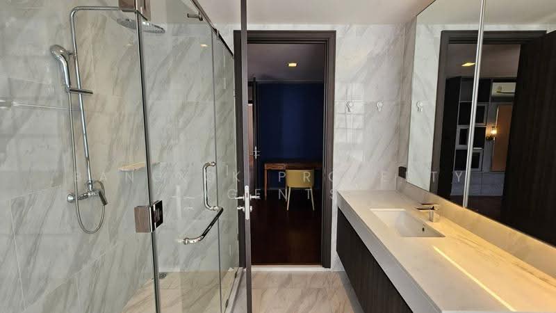Quarter 31, Bangkok, 333 Soi Sukhumvit 31, Khlong Tan Nua, Watthana, Bangkok, 4 Bedrooms, 425 sqm, Townhouse For Sale, by BANGKOK PROPERTY AGENTS, 500510268 - DDproperty.com