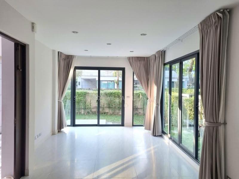 The Sonne Srinakarin-Bangna, Bangkok, Soi Chumchon Mahat Thai 3, Bangna-Trad Road, Dok Mai, Prawet, Bangkok, 4 Bedrooms, 245 sqm, Single Detached House For Sale, by Saowaluk Anupong, 500510291 - DDproperty.com