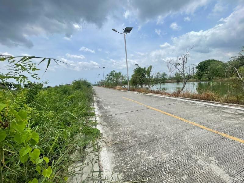 ขายที่ดินถมแล้วพร้อมสร้าง! 409 ตร.ว. ทำเลดี บางนา-ตราด, Samut Prakan, Nong Pru, Bang Plee, Samut Prakan, , 1,636 sqm, Land For Sale, by ERA Thailand, 500510321 - DDproperty.com