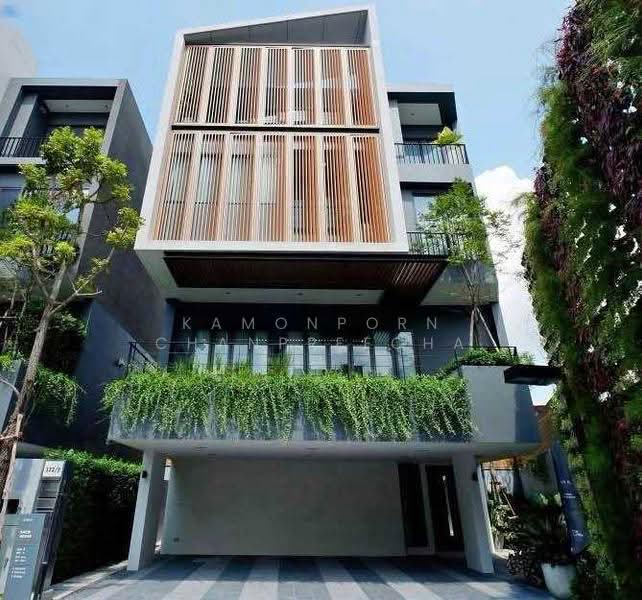 Land for Sale Ekkamai, Bangkok, Ekkamai, Khlong Tan Nua, Watthana, Bangkok, 4 Bedrooms, 500 sqm, Single Detached House For Rent, by Kamonporn Chanpreecha, 500510347 - DDproperty.com
