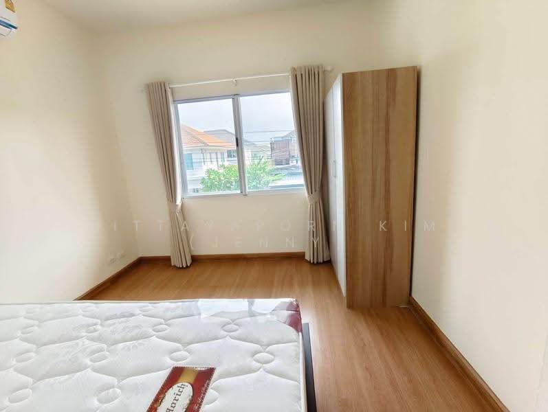 Perfect Place Sukhumvit 77-Suvarnabhumi : เพอร์เฟค เพลส สุขุมวิท77-สุวรรณภูมิ, สมุทรปราการ, ถนนลาดกระบัง, ราชาเทวะ, บางพลี, สมุทรปราการ, 180 ตร.ม., บ้านเดี่ยว ให้เช่า, โดย Tittayaporn Kim (Jenny), 500510350 - DDproperty.com