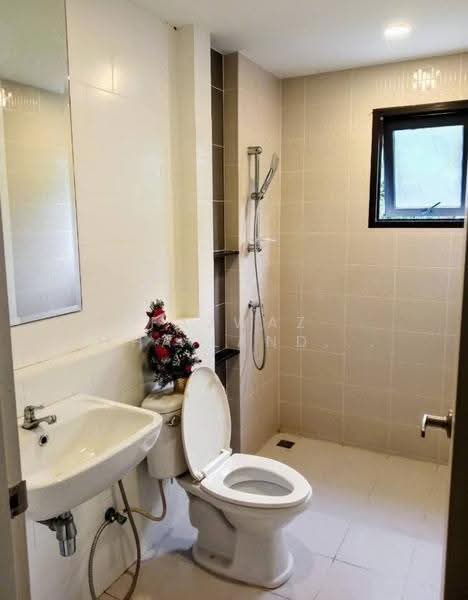 Centro Ramindra-Chatuchot, Bangkok, 4 Kanchanaphisek Road, O-Ngoen, Sai Mai, Bangkok, 4 Bedrooms, 195 sqm, Single Detached House For Rent, by Fazwaz (Thailand) Co., Ltd., 500510369 - DDproperty.com
