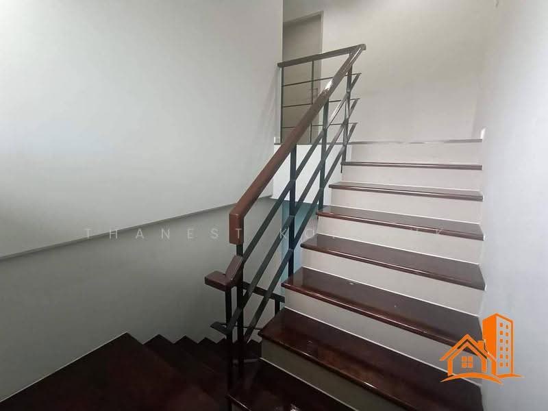 Wayra Biznet Romklao-Suvarnabhumi, Bangkok, 18-1 Romklao Road, Khlong Sam Prawet, Lat Krabang, Bangkok, 4 Bedrooms, 195 sqm, Townhouse For Sale, by Thanest Kongsuk, 500510380 - DDproperty.com