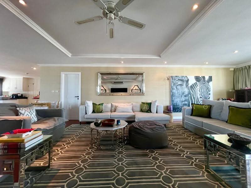 Regent On The Park 3, Bangkok, 185 Soi Sukhumvit 39 Sukhumvit Road, Khlong Tan Nua, Watthana, Bangkok, 3 Bedrooms, 252 sqm, Condo For Sale, by Nicha Na Lampang, 500510416 - DDproperty.com