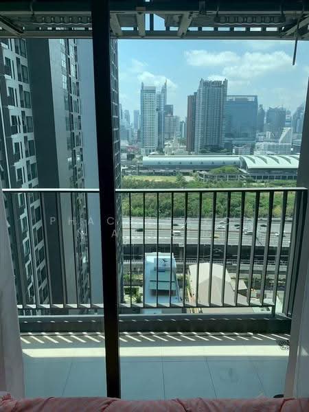 Life Asoke, Bangkok, Asoke-Dindang Road, Bang Kapi, Huai Khwang, Bangkok, 1 Bedroom, 36 sqm, Condo For Sale, by Phacharakorn Anusiri, 500510458 - DDproperty.com