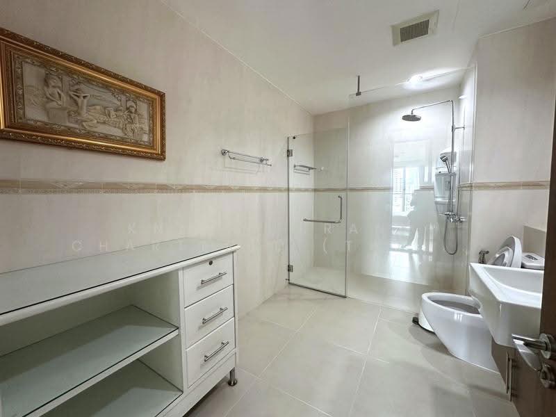The Lakes, Bangkok, 123 Ratchadaphisek Road, Khlong Toei, Bangkok, 3 Bedrooms, 173 sqm, Condo For Rent, by Knight Frank Chartered (Thailand) Co.,Ltd, 500510464 - DDproperty.com