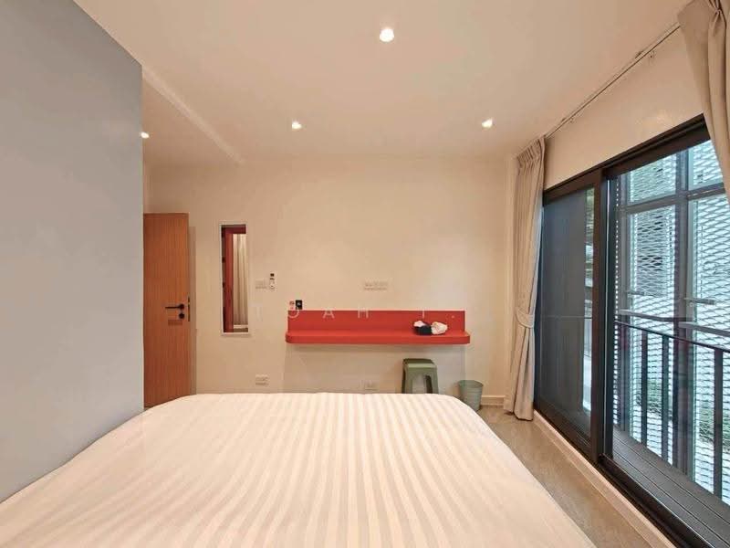 ทาวน์โฮม ให้เช่า พระโขนง เอกมัย สุขุมวิท : Townhouse for rent in Phra Khanong, Ekkamai, Sukhumvit, Bangkok, Phra Kanong, Khlong Toei, Bangkok, 4 Bedrooms, 141 sqm, Townhouse For Rent, by TOAH T., 500510468 - DDproperty.com
