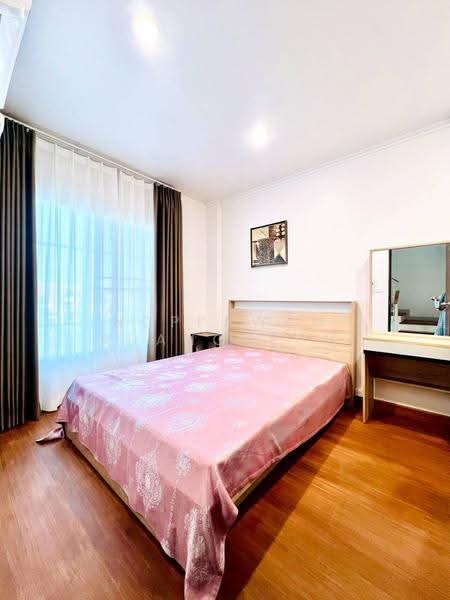 ให้เช่า โฮมออฟฟิต 4 ชั้น ตกแต่งใหม่ ถนนศรีนครินทร์ ใกล้ Paradise, Bangkok, Nong Bon, Prawet, Bangkok, 4 Bedrooms, 250 sqm, Townhouse For Rent, by Noppawan Ruangdech, 500510472 - DDproperty.com