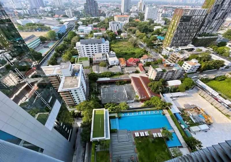 Siri At Sukhumvit, Bangkok, 902 Sukhumvit Road, Phra Kanong, Khlong Toei, Bangkok, 2 Bedrooms, 70 sqm, Condo For Sale, by Phacharakorn Anusiri, 500510489 - DDproperty.com
