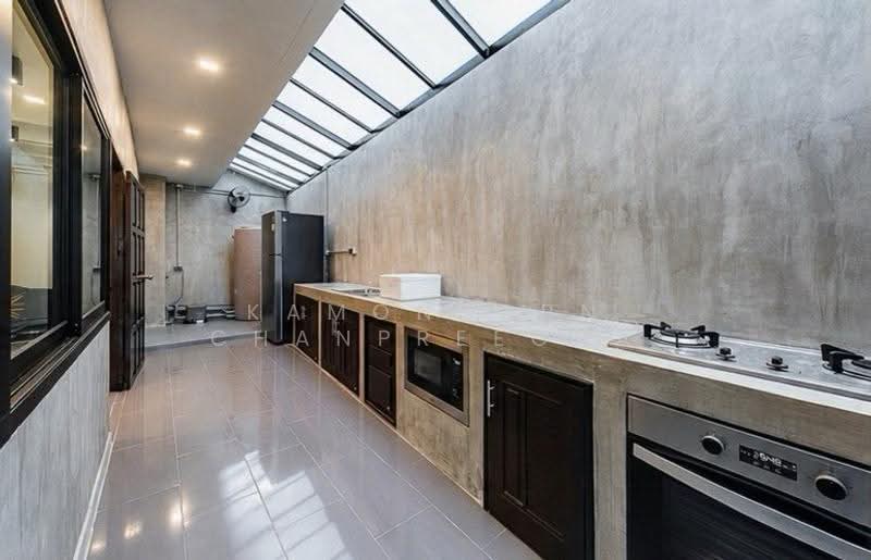 Townhome for Sale Sathorn Soi 9, Bangkok, Yan Nawa, Sathon, Bangkok, 5 Bedrooms, 450 sqm, Townhouse For Sale, by Kamonporn Chanpreecha, 500510504 - DDproperty.com