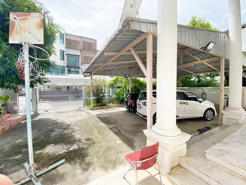 บ้านเดี่ยวหรู ทำเลทอง ม.เอสพีการ์เด้นท์ ถนนบรมราชชนนี ซอย 2 ตรงข้ามเซ็นทรัลปิ่นเกล้า, กรุงเทพ, บรมราชชนนี, บางบำหรุ, บางพลัด, กรุงเทพ, 435 ตร.ม., บ้านเดี่ยว ขาย, โดย วรัญญา อาชวรัตน์ถาวร, 500510513 - DDproperty.com