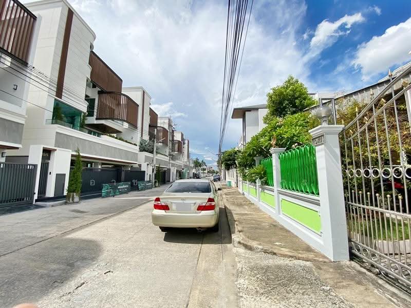 SP Garden, Borommaratchachonnani Soi 2, Bangkok, บรมราชชนนี, Bang Bamru, Bang Phlat, Bangkok, 5 Bedrooms, 435 sqm, Single Detached House For Sale, by วรัญญา อาชวรัตน์ถาวร, 500510513 - DDproperty.com
