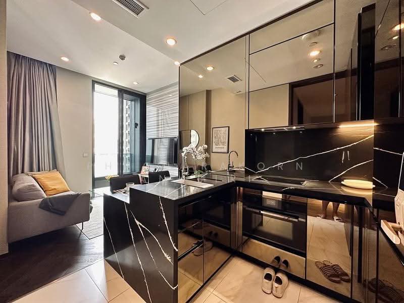The Esse Sukhumvit 36, Bangkok, Soi Sukhumvit 36, Sukhumvit Road, Phra Kanong, Khlong Toei, Bangkok, 1 Bedroom, 38 sqm, Condo For Sale, by Phacharakorn Anusiri, 500510525 - DDproperty.com