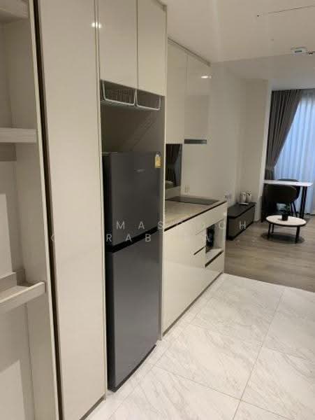 Fynn Asoke, Bangkok, 28 Sukhumvit 10 Alley, Khlong Toei, Bangkok, 1 Bedroom, 34 sqm, Condo For Rent, by Khemasooch Chiraburanan, 500510568 - DDproperty.com