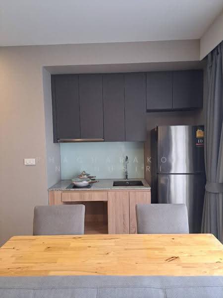 Blossom Condo @ Sathorn-Charoenrat : บลอสซั่ม คอนโด สาทร-เจริญราษฎร์, กรุงเทพ, ถนนเจริญราษฎร์, ทุ่งวัดดอน, สาทร, กรุงเทพ, 30 ตร.ม., คอนโด ให้เช่า, โดย Phacharakorn Anusiri, 500510572 - DDproperty.com