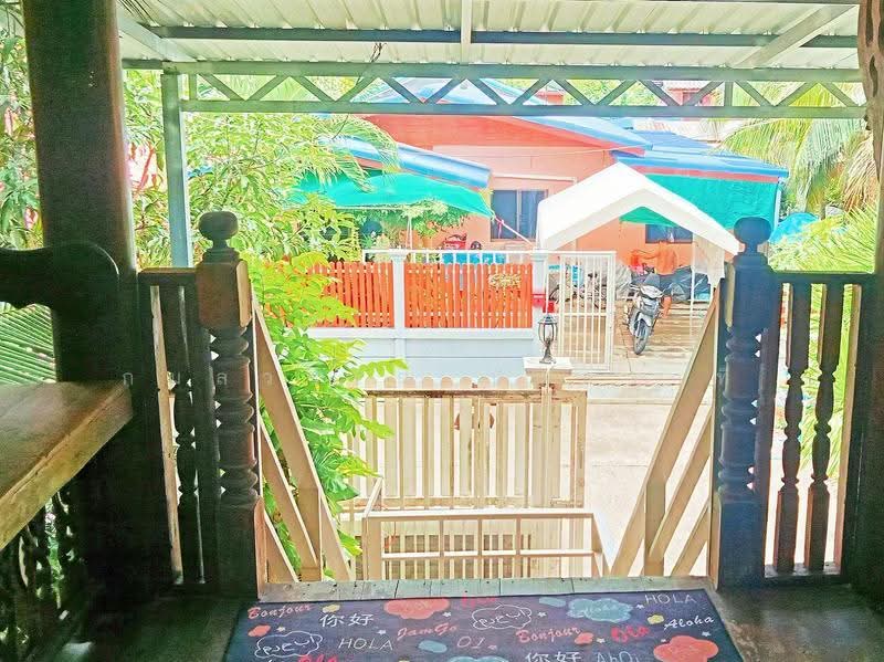 ขายด่วน! บ้านไม้ชั้นเดียว ยกสูง 54 ตรว. ต.บ้านแพ้ว อ.บ้านแพ้ว สมุทรสาคร, สมุทรสาคร, บ้านแพ้ว, บ้านแพ้ว, สมุทรสาคร, 216 ตร.ม., บ้านเดี่ยว ขาย, โดย กมลวรรณ ปริยวาที, 500510573 - DDproperty.com