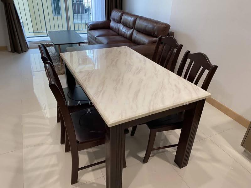 Siri At Sukhumvit, Bangkok, 902 Sukhumvit Road, Phra Kanong, Khlong Toei, Bangkok, 1 Bedroom, 52 sqm, Condo For Rent, by Phacharakorn Anusiri, 500510582 - DDproperty.com