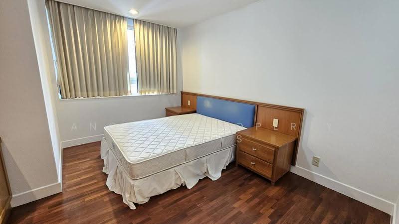 Krungthep Thani Tower, Bangkok, 56 Soi Sukhumvit 24, Khong Tan, Khlong Toei, Bangkok, 3 Bedrooms, 230 sqm, Condo For Rent, by BANGKOK PROPERTY AGENTS, 500510589 - DDproperty.com