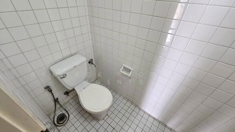 Krungthep Thani Tower, Bangkok, 56 Soi Sukhumvit 24, Khong Tan, Khlong Toei, Bangkok, 3 Bedrooms, 230 sqm, Condo For Rent, by BANGKOK PROPERTY AGENTS, 500510589 - DDproperty.com
