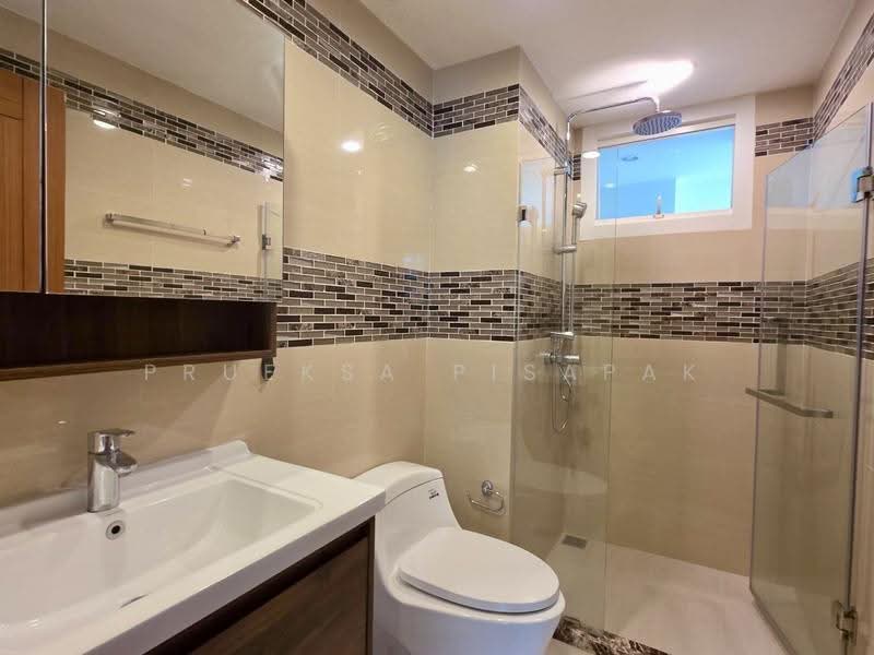 Wind Sukhumvit 23, Bangkok, 136 Soi Sukhumvit 23, Sukhumvit Road, Khlongtoei Nua, Watthana, Bangkok, 2 Bedrooms, 78 sqm, Condo For Rent, by Prueksa Pisapak, 500510591 - DDproperty.com