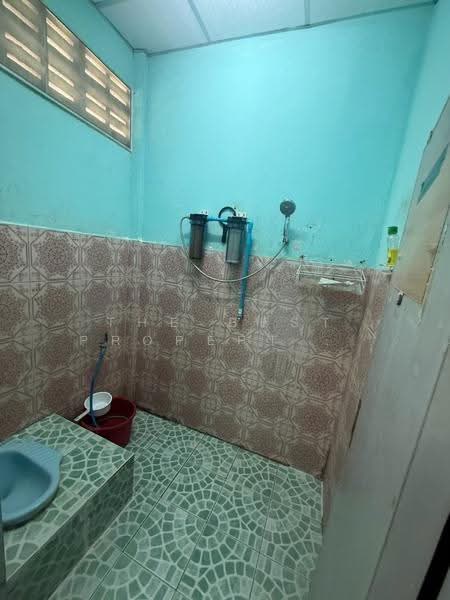บ้านเดี่ยวพร้อมกิจการห้องเช่าบ้านฉาง ระยอง, Rayong, Ban Zhang, Ban Chang, Rayong, 1 Bedroom, 150 sqm, Single Detached House For Sale, by The Best Property ชมพู่, 500510610 - DDproperty.com