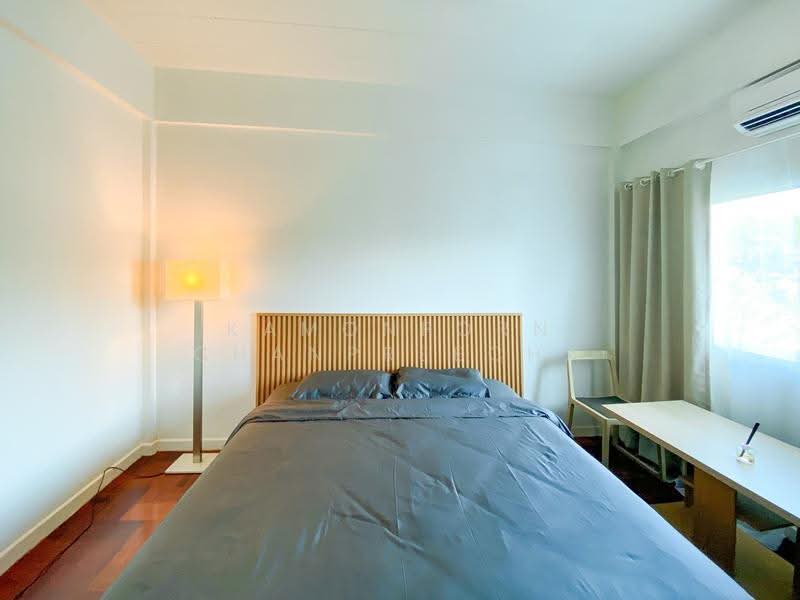 Townhouse for Sale Ekkamai Soi 10, Bangkok, Khlong Tan Nua, Watthana, Bangkok, 5 Bedrooms, 300 sqm, Townhouse For Sale, by Kamonporn Chanpreecha, 500510619 - DDproperty.com