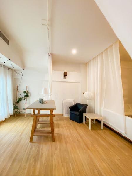 Townhouse for Sale Ekkamai Soi 10, Bangkok, Khlong Tan Nua, Watthana, Bangkok, 5 Bedrooms, 300 sqm, Townhouse For Sale, by Kamonporn Chanpreecha, 500510619 - DDproperty.com