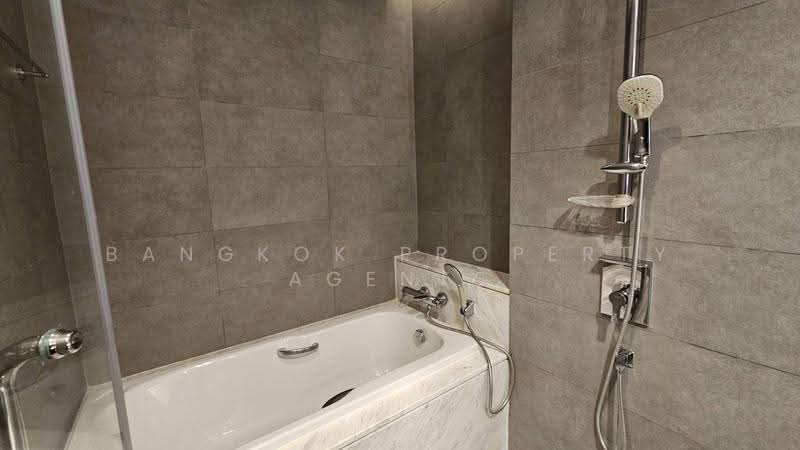 Piya Residence, Bangkok, Soi Sukhumvit 28-30, Khong Tan, Khlong Toei, Bangkok, 2 Bedrooms, 110 sqm, Condo For Rent, by BANGKOK PROPERTY AGENTS, 500510622 - DDproperty.com