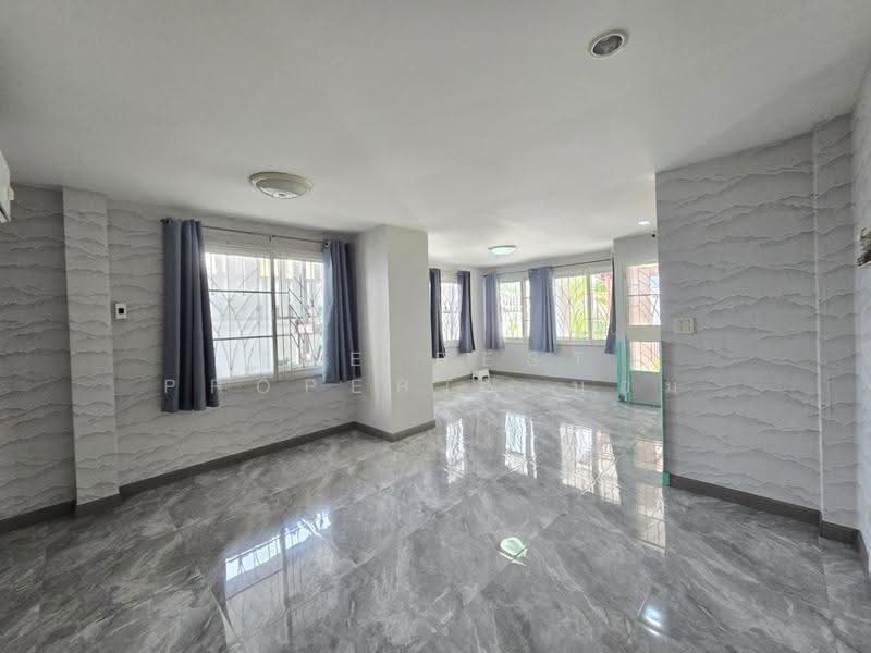 My Hometown Theparak Km.1, Samut Prakan, Thepharak Road Km.1, Thepharak, Muang Samut Prakarn, Samut Prakan, 3 Bedrooms, 100 sqm, Townhouse For Sale, by The Best Property นอม, 500510632 - DDproperty.com