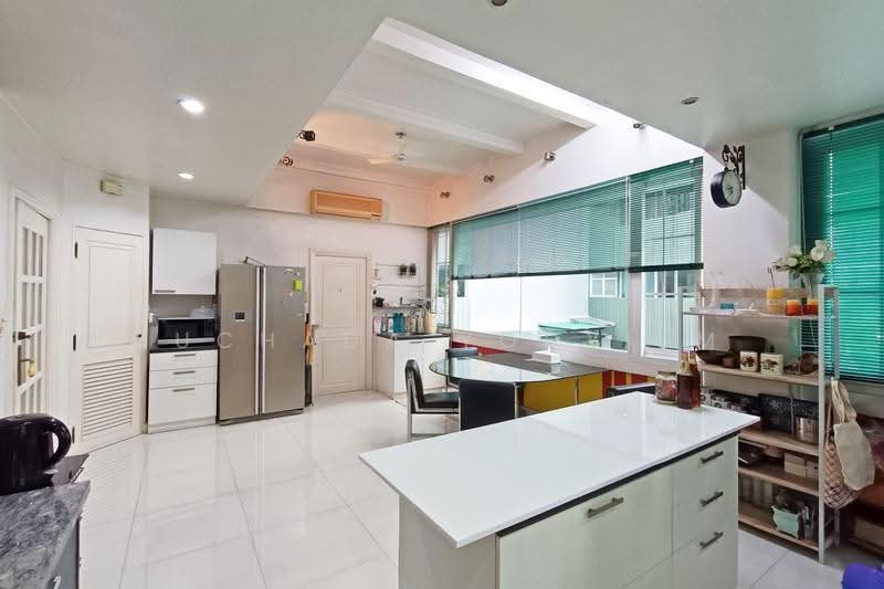 Premier Condominium, Bangkok, Sukhumvit 24 Alley, Khong Tan, Khlong Toei, Bangkok, 4 Bedrooms, 410 sqm, Condo For Sale, by Suchada Yodyiem, 500510645 - DDproperty.com