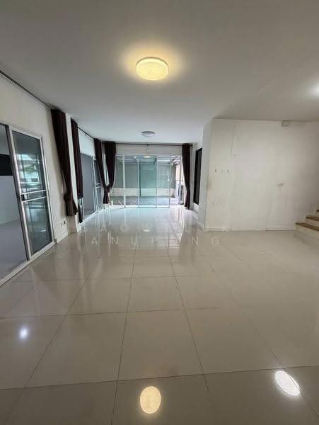 Nara Home Wongwaen-Bangna : นารา โฮม วงแหวน - บางนา, กรุงเทพ, 388 ถ.กาญจนาภิเษก, ดอกไม้, ประเวศ, กรุงเทพ, 190 ตร.ม., บ้านเดี่ยว ให้เช่า, โดย Saowaluk Anupong, 500510698 - DDproperty.com