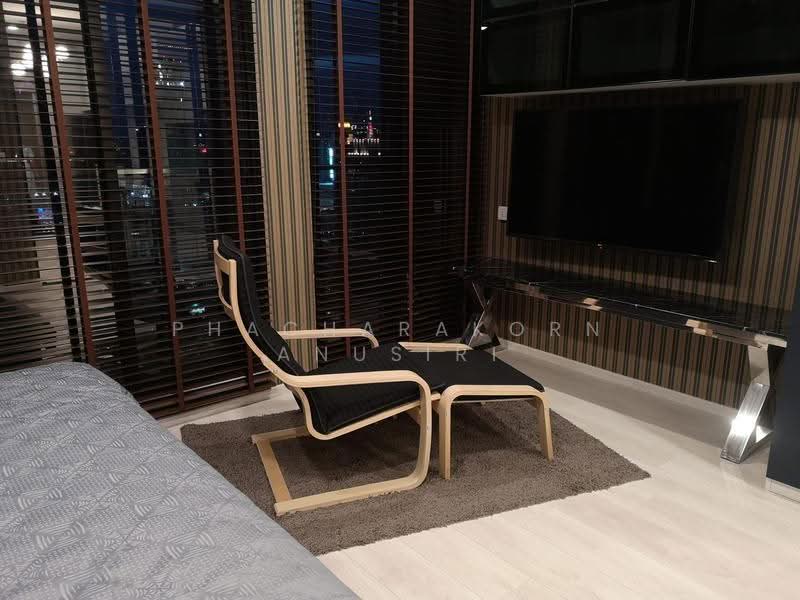 Noble Ploenchit, Bangkok, 1035 Ploenchit  Road, Lumphini, Pathum Wan, Bangkok, 1 Bedroom, 45 sqm, Condo For Rent, by Phacharakorn Anusiri, 500510726 - DDproperty.com