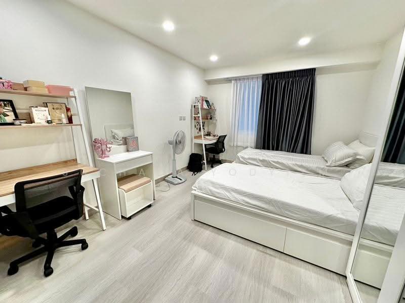 Royal Castle Sukhumvit, Bangkok, 30 Soi Sukhumvit 39, Khlongtoei Nua, Watthana, Bangkok, 3 Bedrooms, 164 sqm, Condo For Sale, by Suchada Yodyiem, 500510742 - DDproperty.com