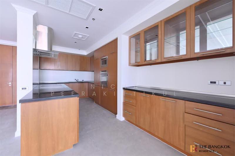 The Lakes, Bangkok, 123 Ratchadaphisek Road, Khlong Toei, Bangkok, 2 Bedrooms, 176 sqm, Condo For Rent, by Nicha Peerakittikul, 500510753 - DDproperty.com