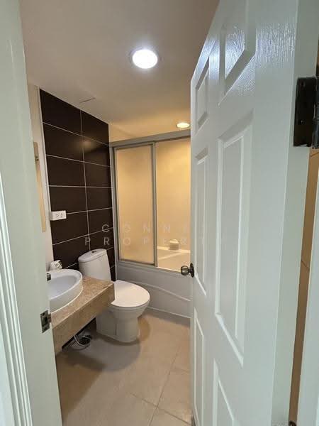 Lumpini Suite Sukhumvit 41 : ลุมพินี สวีท สุขุมวิท 41, กรุงเทพ, ซอยสุขุมวิท 41, คลองตันเหนือ, วัฒนา, กรุงเทพ, 61 ตร.ม., คอนโด ให้เช่า, โดย Connex Property, 500510767 - DDproperty.com