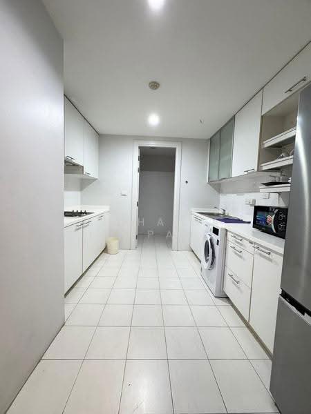 Wattana Suite, Bangkok, Soi Sukhumvit 15, Khlongtoei Nua, Watthana, Bangkok, 3 Bedrooms, 140 sqm, Condo For Sale, by Nicha Na Lampang, 500510782 - DDproperty.com