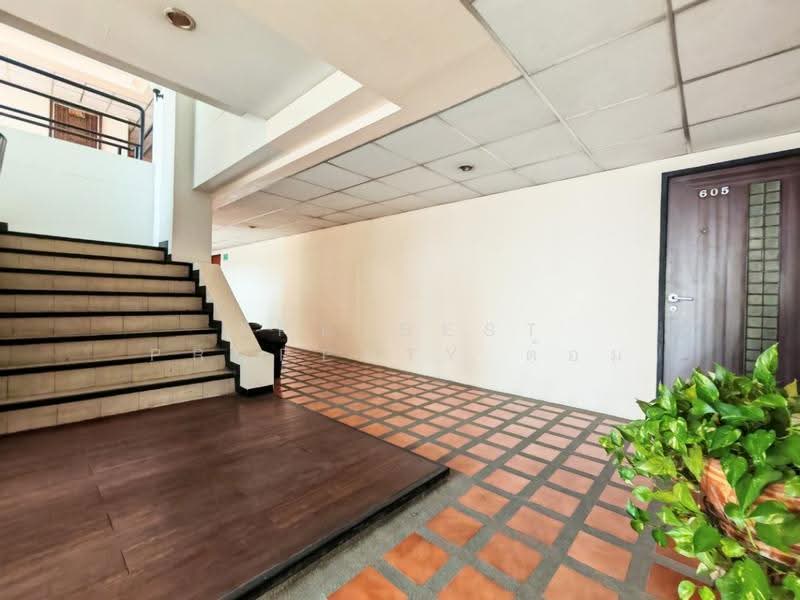 Raymond Tower, Bangkok, 160 Soi Mahat Thai 2, Khlong Chan, Bang Kapi, Bangkok, 1 Bedroom, 51 sqm, Condo For Sale, by The Best Property ต้อม, 500510811 - DDproperty.com