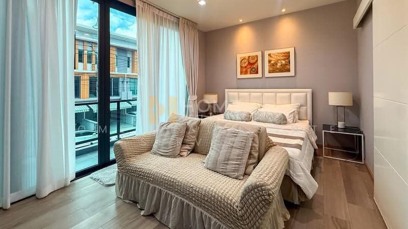 Eigen Premium Townhome Pattanakarn : ไอเจ้นท์ พรีเมียม ทาวน์โฮม พัฒนาการ, กรุงเทพ, ซอยพัฒนาการ 99 ถนนพัฒนาการตัดใหม่, ประเวศ, กรุงเทพ, 182 ตร.ม., ทาวน์เฮ้าส์ ขาย, โดย HOME Real Estate Service, 500510831 - DDproperty.com