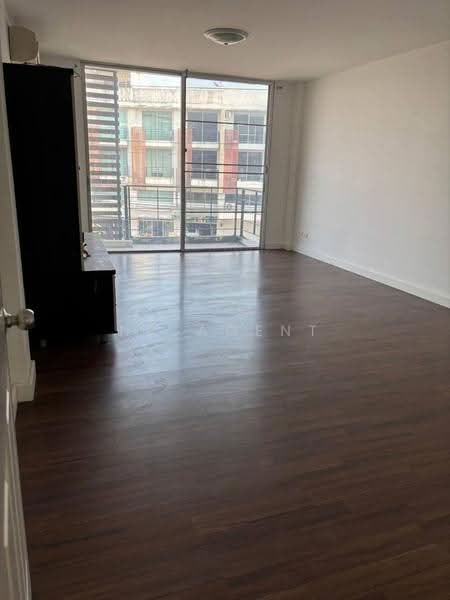 Townplus Prachauthit, Bangkok, Prachauthit Road, Thung Khru, Bangkok, 5 Bedrooms, 304 sqm, Townhouse For Sale, by NR AGENT, 500510850 - DDproperty.com