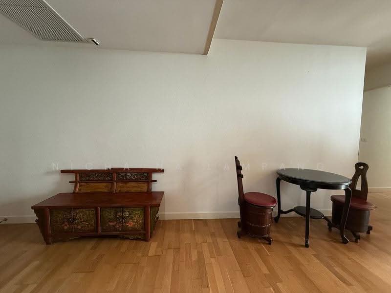 Urbana Sathorn, Bangkok, 55 South Sathorn Road, Thung Maha Mek, Sathon, Bangkok, 1 Bedroom, 70 sqm, Condo For Sale, by Nicha Na Lampang, 500510859 - DDproperty.com