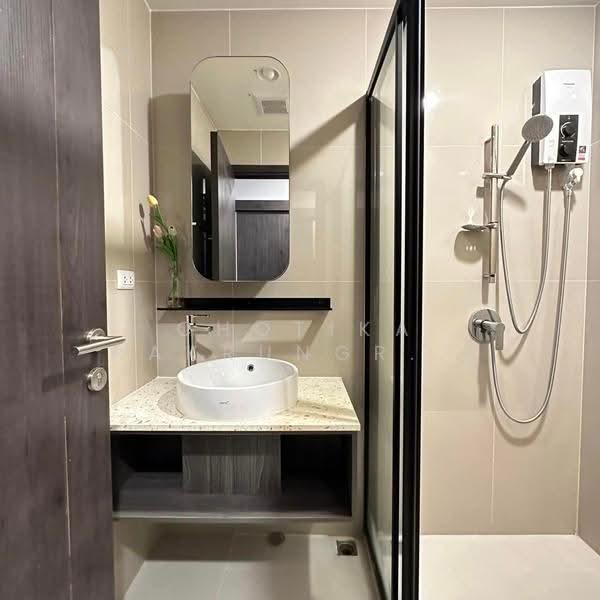 XT Huaikhwang, Bangkok, 244 Ratchadaphisek Road, Huai Khwang, Bangkok, 1 Bedroom, 30 sqm, Condo For Rent, by Chotika   Rakrungrueang, 500510895 - DDproperty.com