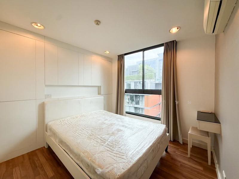 Zenith Place Sukhumvit 42: ซีนิธ เพลส สุขุมวิท 42, กรุงเทพ, ซอยสุขุมวิท 42 ถนนสุขุมวิท แขวงพระโขนง เขตคลองเตย กรุงเทพมหานคร, พระโขนง, คลองเตย, กรุงเทพ, 35 ตร.ม., คอนโด ขาย, โดย อภิมงคล สุขเกษม, 500510901 - DDproperty.com