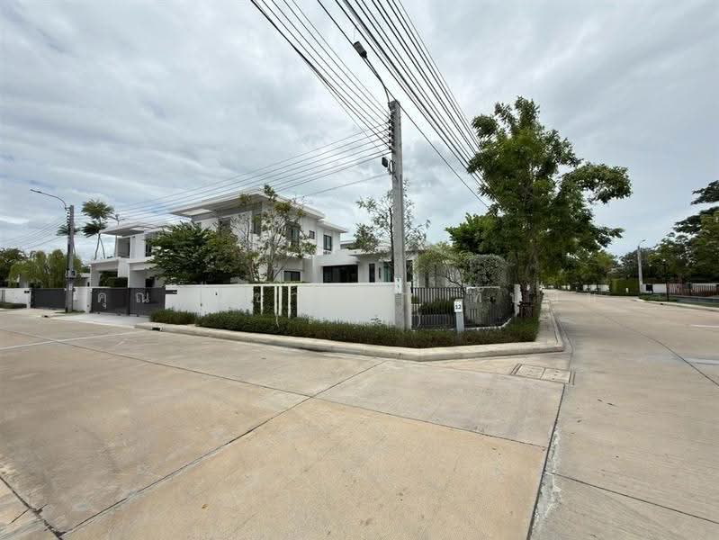 Mantana 100+ Bangkhunthian Chaithalae Road, Bangkok, Tha Kham, Bang Khun Thian, Bangkok, 4 Bedrooms, 203 sqm, Single Detached House For Sale, by คุณ ณิชารดา ทับทิม (เคท), 500510907 - DDproperty.com