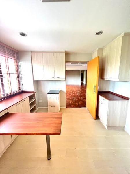 Polo Residence : โปโล เรสซิเด้นซ์, กรุงเทพ, ถ.วิทยุ, ลุมพินี, ปทุมวัน, กรุงเทพ, 200 ตร.ม., คอนโด ให้เช่า, โดย Chotika  Rakrungrueang, 500510909 - DDproperty.com