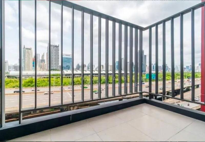 Life Asoke, Bangkok, Asoke-Dindang Road, Bang Kapi, Huai Khwang, Bangkok, 2 Bedrooms, 60 sqm, Condo For Rent, by Phakawadee Jiramanee, 500510989 - DDproperty.com