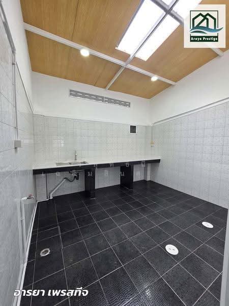 Sap Din Thong Namdaeng, Samut Prakan, Thepharak Road, Thepharak, Muang Samut Prakarn, Samut Prakan, 2 Bedrooms, 84 sqm, Townhouse For Sale, by วิสุทธินี เฉลิมสินสุวรรณ, 500511004 - DDproperty.com