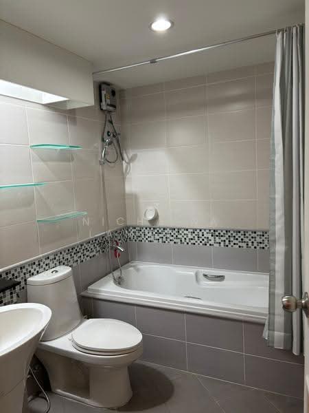 The Waterford Sukhumvit 50, Bangkok, 890 Soi Sukhumvit 50, Phra Kanong, Khlong Toei, Bangkok, 2 Bedrooms, 95 sqm, Condo For Sale, by Nicha Na Lampang, 500511007 - DDproperty.com