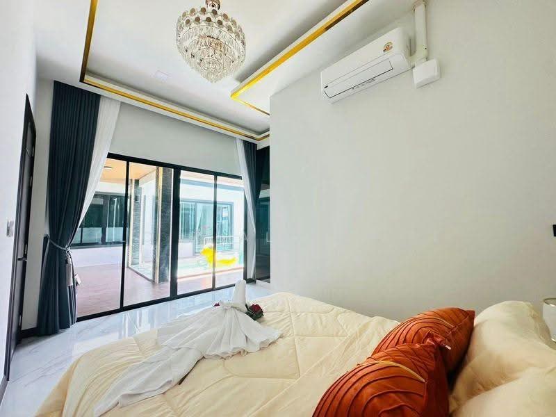 Modern Contemporary Pool Villa for Sale Mabprachan 3 Bedroom, Chon Buri (Pattaya), Nong Pru, Bang Lamung (Pattaya), Chon Buri (Pattaya), 3 Bedrooms, 300 sqm, Single Detached House For Sale, by PLC real estate, 500511014 - DDproperty.com