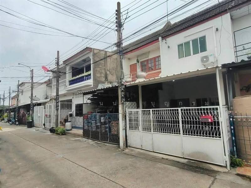 เสนานิเวศน์ 2 ซอยประเสริฐมนูกิจ27, Bangkok, ถนนประเสริฐมนูกิจ, Chorake Bua, Lat Phrao, Bangkok, 2 Bedrooms, 75 sqm, Townhouse For Sale, by คุณ อานนท์ บุญกรม (เซฟ), 500511017 - DDproperty.com